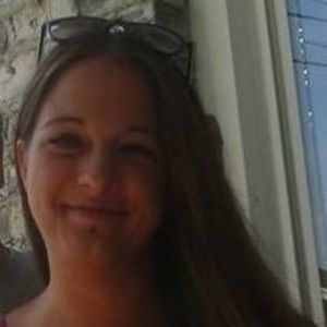 Meet your Posher, Hilary